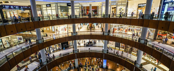 01/02 酒店內早餐→水上計程車→黃金市集&香料市集→Al Sheef 水濱區→未來博物館(無入內參觀)→哈里發塔124樓欣賞杜拜全景→杜拜購物中心內大逛一番→【新】皇家亞特蘭提斯豪華自助晚餐